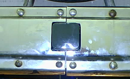 Rear-Hitch-closeup.jpg (43312 bytes)